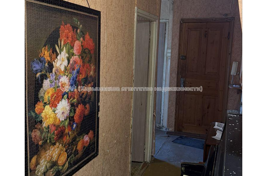 Продам квартиру, Валентиновская ул. , 3  ком., 65 м², косметический ремонт 