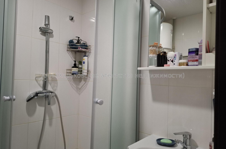Продам квартиру, Деревянко ул. , 1  ком., 28.90 м², капитальный ремонт 