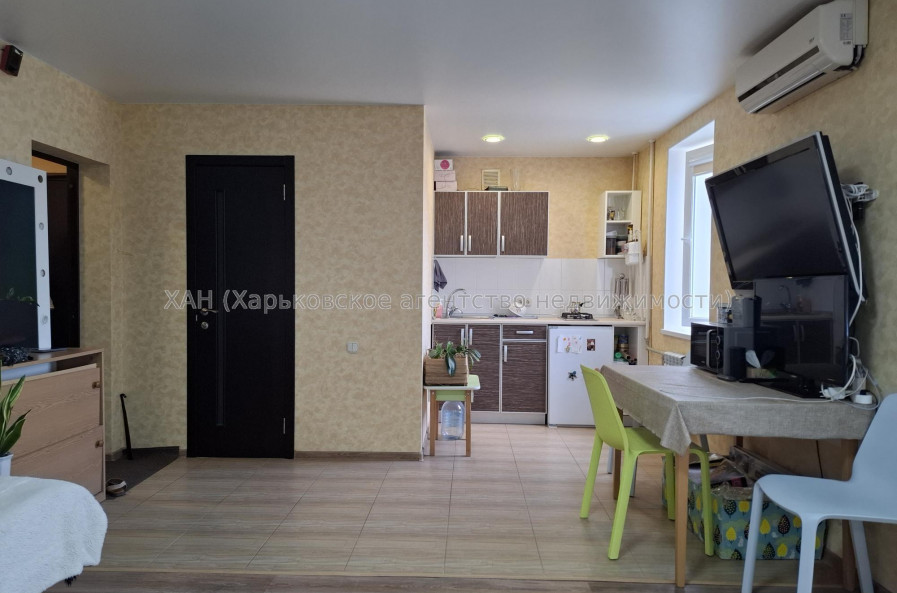 Продам квартиру, Деревянко ул. , 1  ком., 28.90 м², капитальный ремонт 