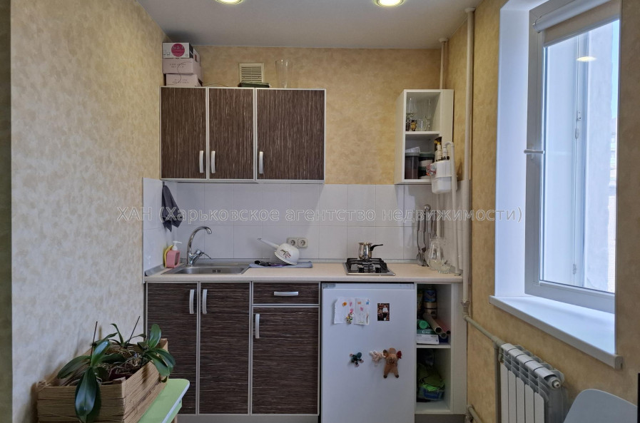 Продам квартиру, Деревянко ул. , 1  ком., 28.90 м², капитальный ремонт 