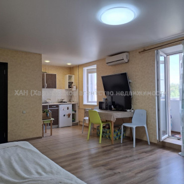 Продам квартиру, Деревянко ул. , 1  ком., 28.90 м², капитальный ремонт 