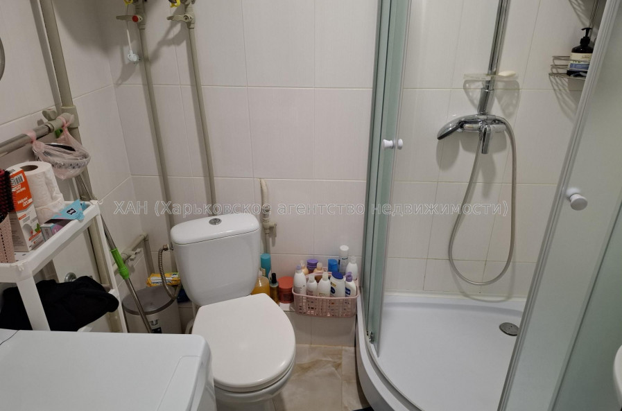 Продам квартиру, Деревянко ул. , 1  ком., 28.90 м², капитальный ремонт 