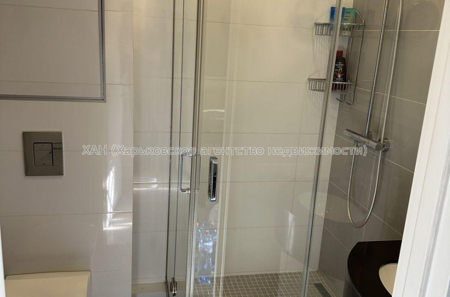 Продам квартиру, Салтовское шоссе , 1  ком., 28 м², евроремонт 