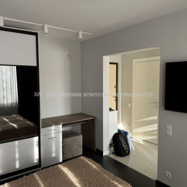 Продам квартиру, Салтовское шоссе , 1  ком., 28 м², евроремонт 