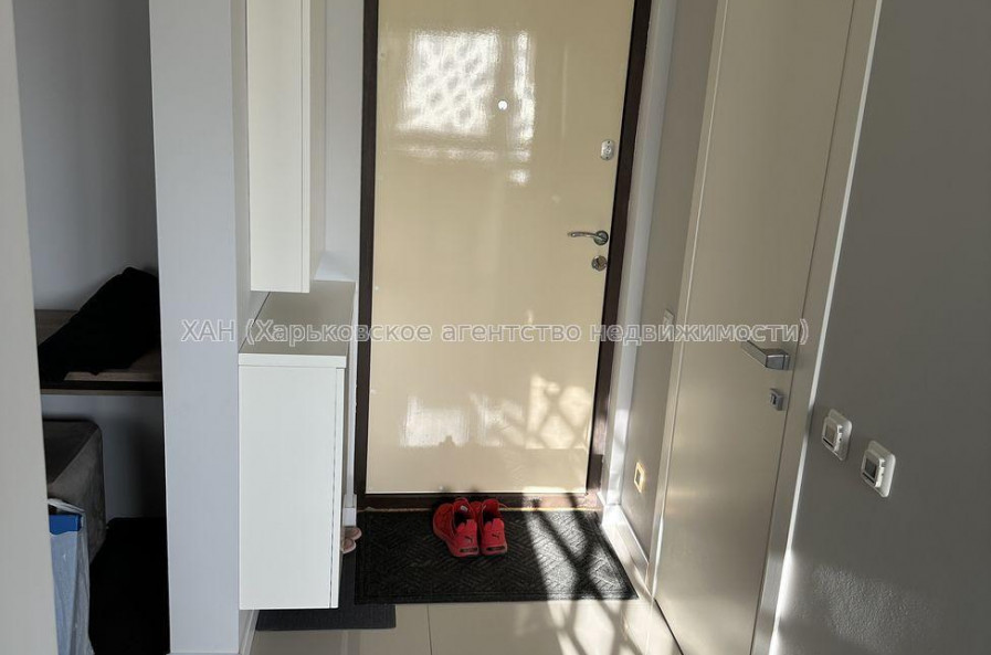 Продам квартиру, Салтовское шоссе , 1  ком., 28 м², евроремонт 