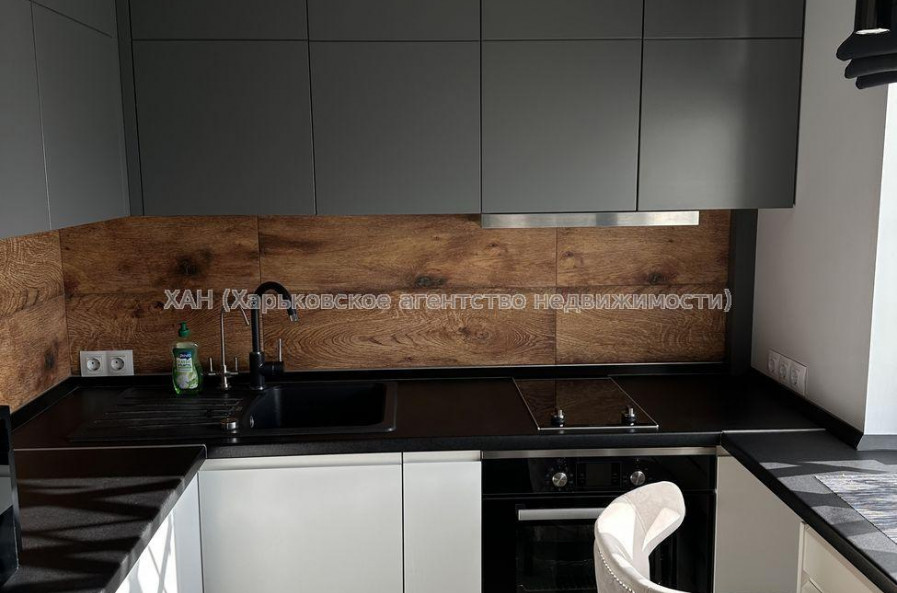 Продам квартиру, Салтовское шоссе , 1  ком., 28 м², евроремонт 