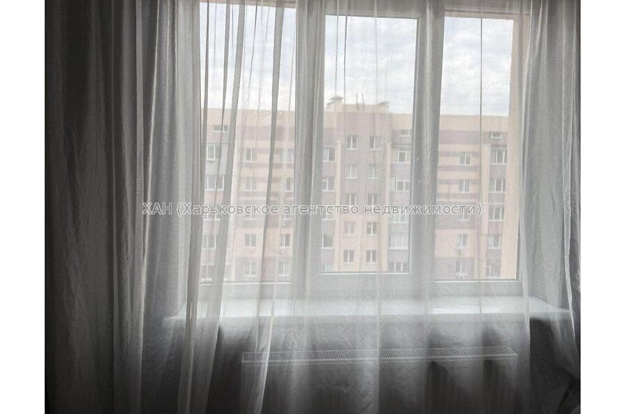 Продам квартиру, Ньютона ул. , 1  ком., 38 м², без ремонта 