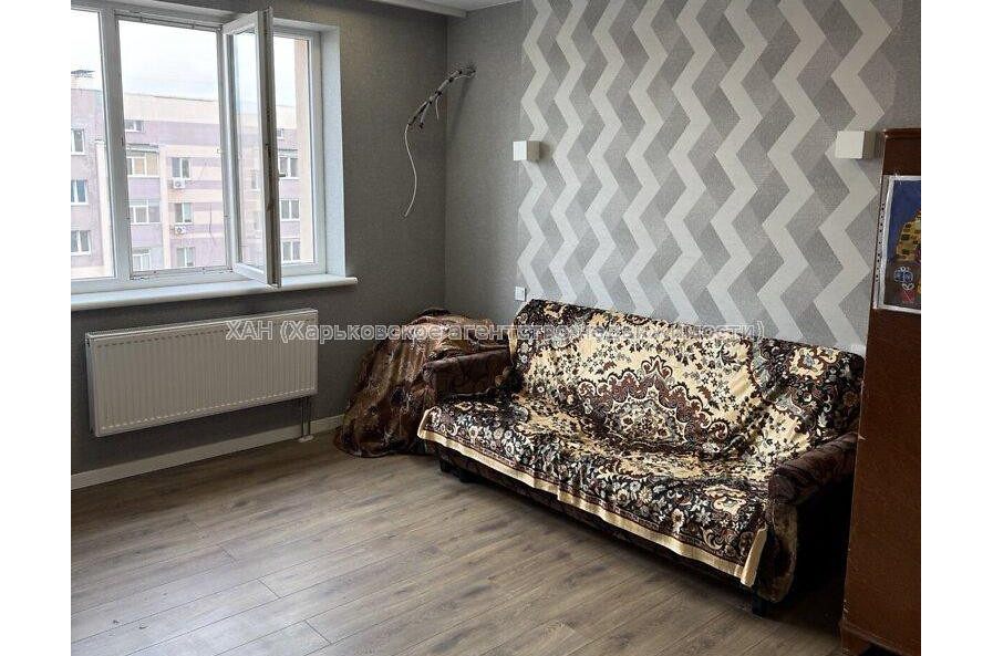 Продам квартиру, Ньютона ул. , 1  ком., 38 м², без ремонта 