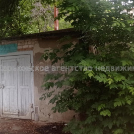 Продам нежитлову нерухомість, гараж/паркинг , 20 м²