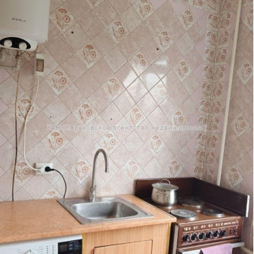 Продам квартиру, Людвига Свободы просп. , 2 кім., 48.50 м², косметический ремонт 