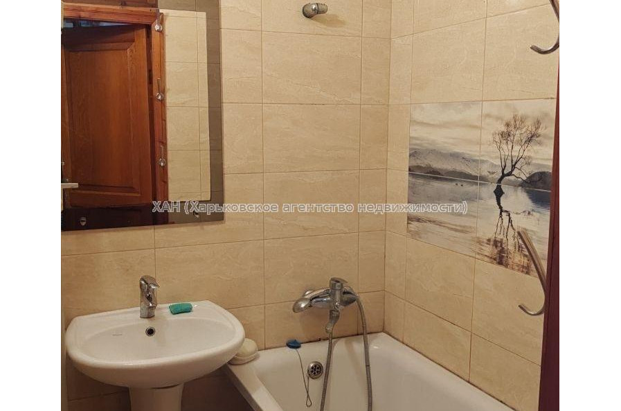 Продам квартиру, Людвига Свободы просп. , 2 кім., 48.50 м², косметический ремонт 