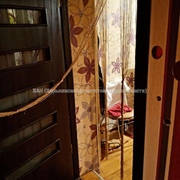 Продам квартиру, Дмитриевская ул. , 1  ком., 35 м², капитальный ремонт 