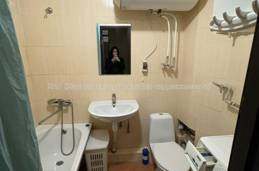 Продам квартиру, Холодногорская ул. , 2  ком., 43 м², косметический ремонт 
