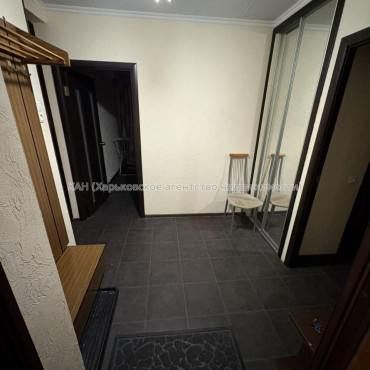 Продам квартиру, Холодногорская ул. , 2  ком., 43 м², косметический ремонт 