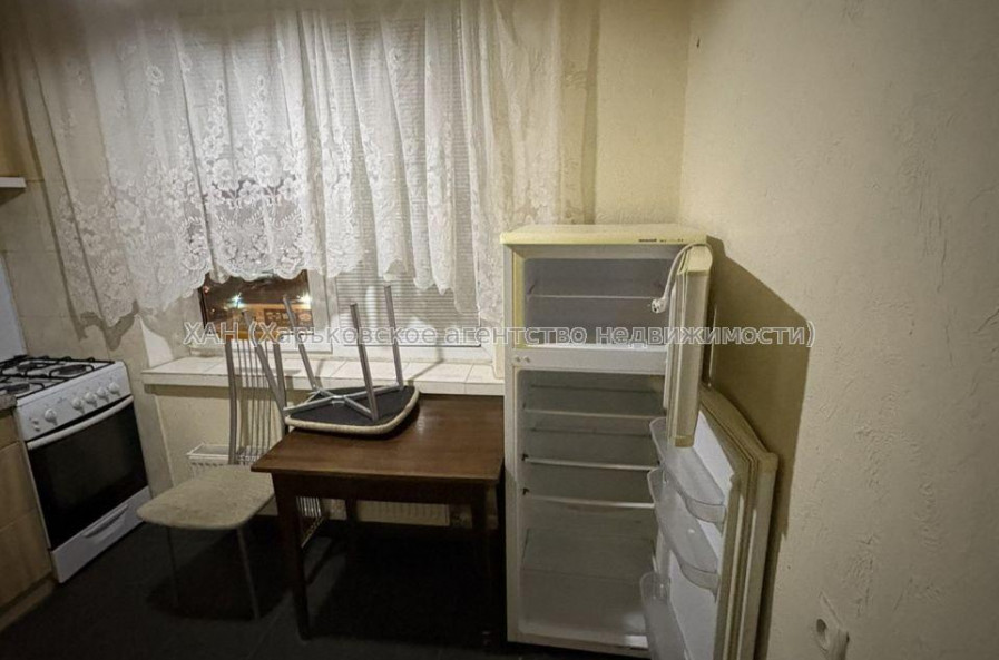 Продам квартиру, Холодногорская ул. , 2  ком., 43 м², косметический ремонт 