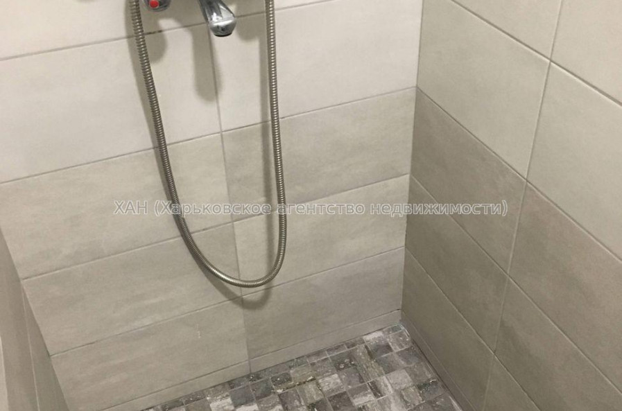 Продам квартиру, Ковалевская ул. , 1  ком., 12.50 м², евроремонт 