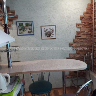 Продам квартиру, Леся Сердюка ул. , 3  ком., 72 м², евроремонт 