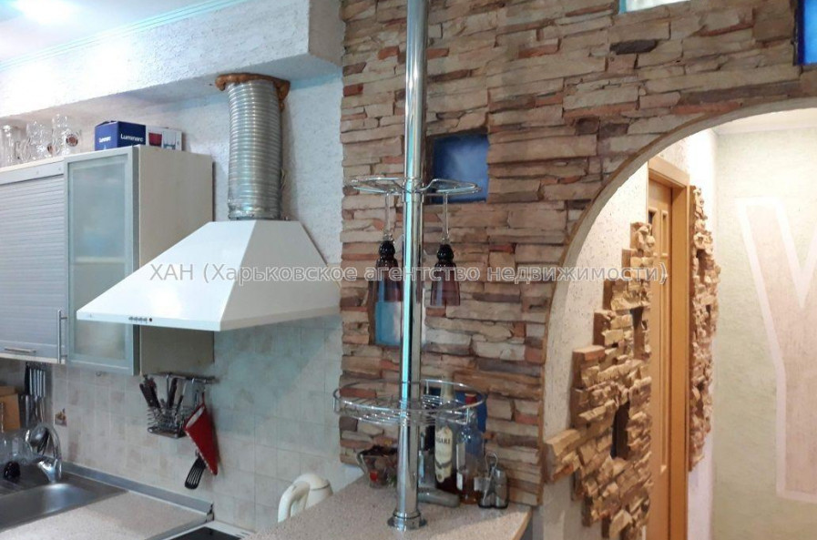 Продам квартиру, Леся Сердюка ул. , 3  ком., 72 м², евроремонт 