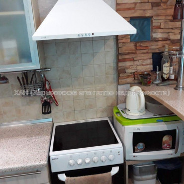 Продам квартиру, Леся Сердюка ул. , 3  ком., 72 м², евроремонт 