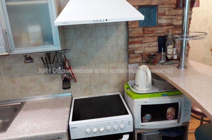 Продам квартиру, Леся Сердюка ул. , 3  ком., 72 м², евроремонт 