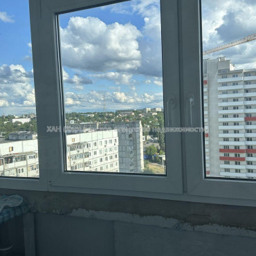 Продам квартиру, 4  ком., 86.60 м², советский ремонт 