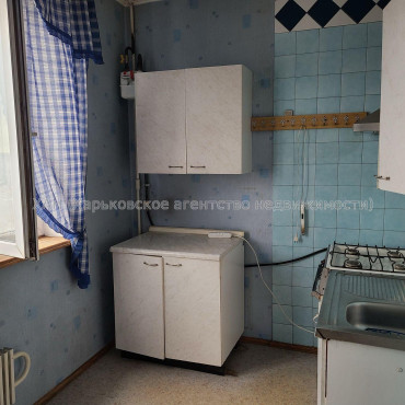 Продам квартиру, 4  ком., 86.60 м², советский ремонт 