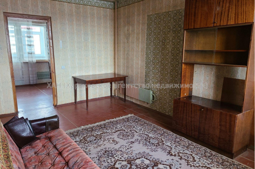 Продам квартиру, 4  ком., 86.60 м², советский ремонт 