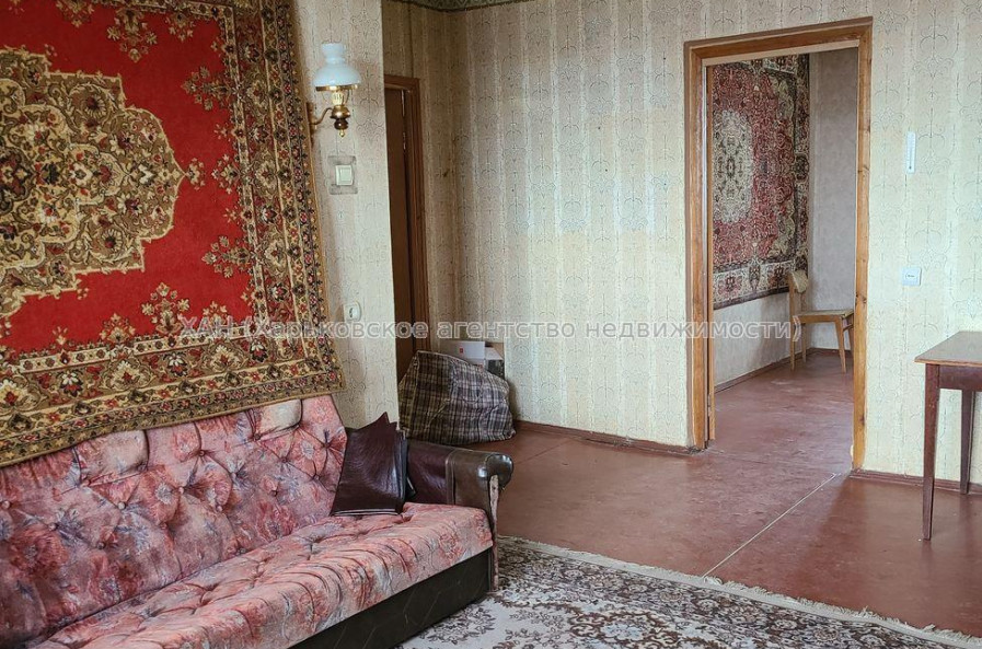 Продам квартиру, 4  ком., 86.60 м², советский ремонт 