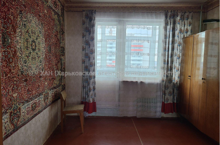 Продам квартиру, 4  ком., 86.60 м², советский ремонт 