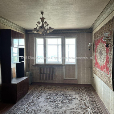 Продам квартиру, 4  ком., 86.60 м², советский ремонт 