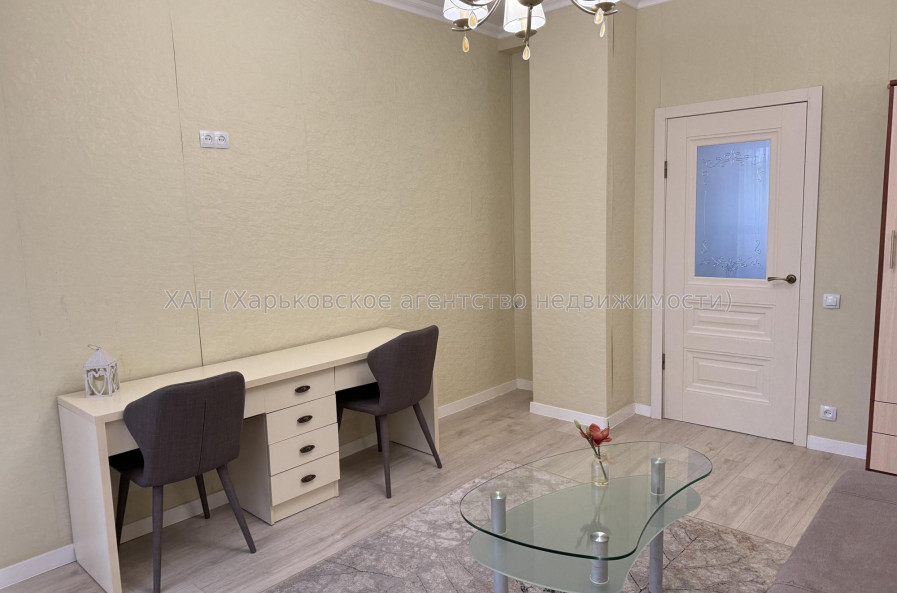 Здам квартиру, Куликовский спуск , 8/10 , 2 кім., 53 м², капитальный ремонт 