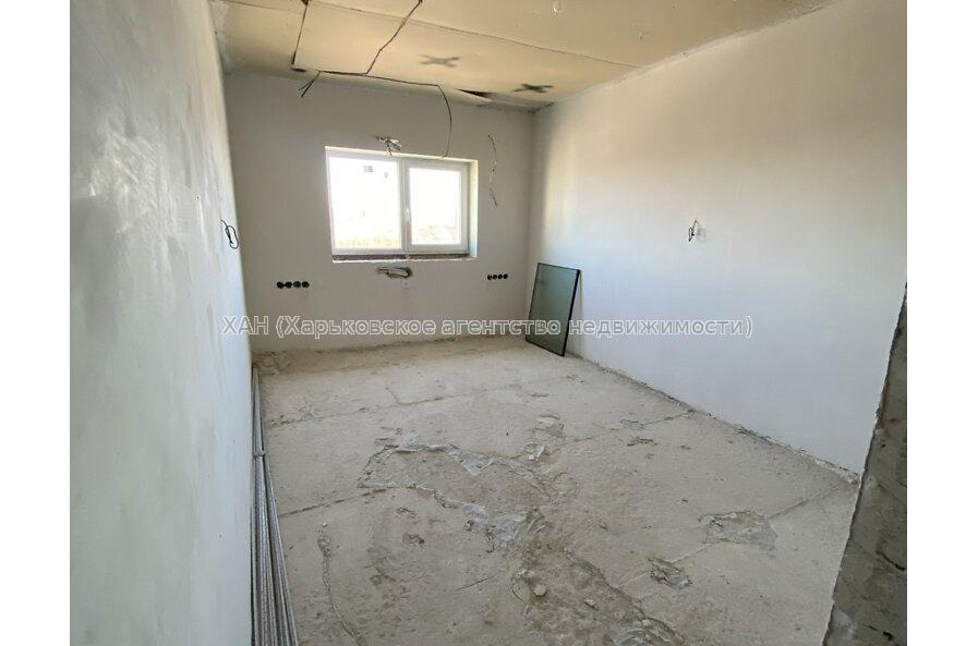 Продам квартиру, Борткевича ул. , 2 кім., 70 м², без ремонта 