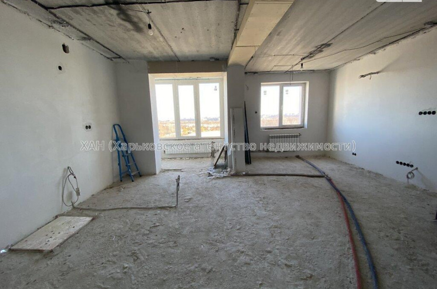 Продам квартиру, Борткевича ул. , 2 кім., 70 м², без ремонта 