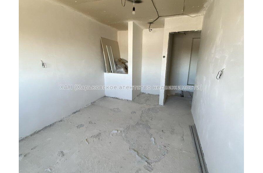 Продам квартиру, Борткевича ул. , 2 кім., 70 м², без ремонта 