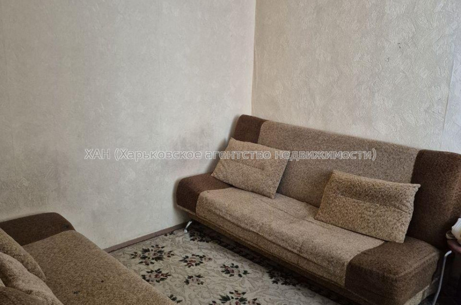 Продам квартиру, Камышева ул. , 1 кім., 27 м², косметический ремонт 