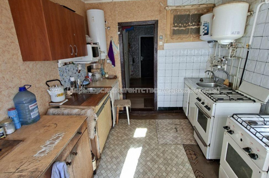 Продам квартиру, 23 Августа ул. , 1 кім., 12 м², советский ремонт 