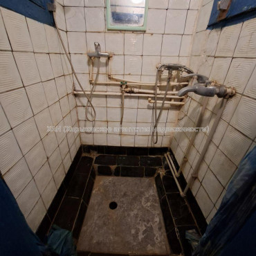 Продам квартиру, 23 Августа ул. , 1 кім., 12 м², советский ремонт 