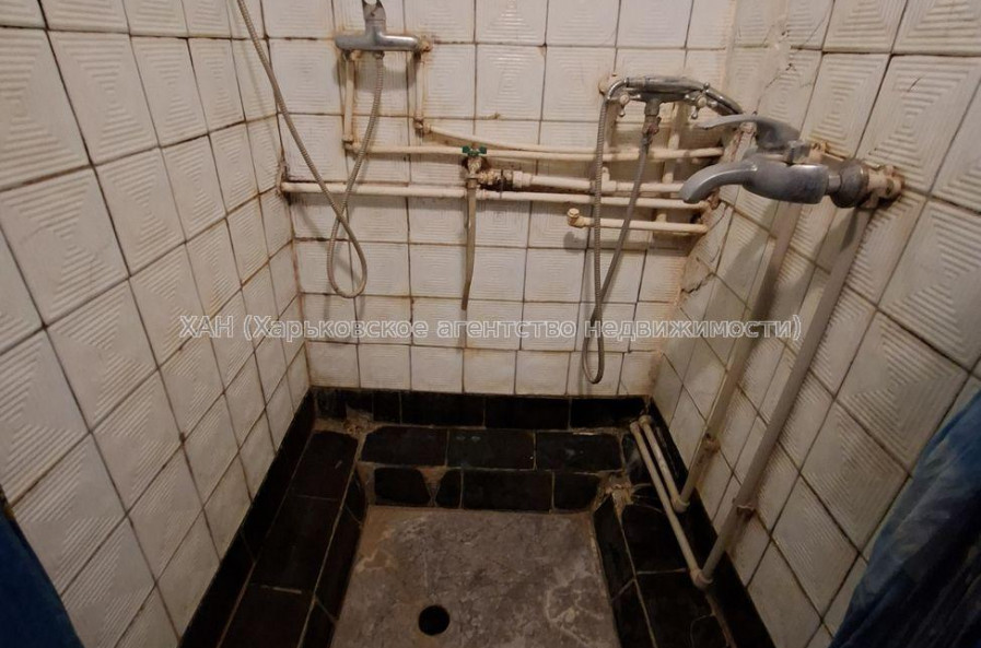 Продам квартиру, 23 Августа ул. , 1 кім., 12 м², советский ремонт 