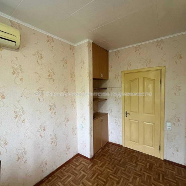 Продам квартиру, Шекспира ул. , 1 кім., 17 м², косметический ремонт 