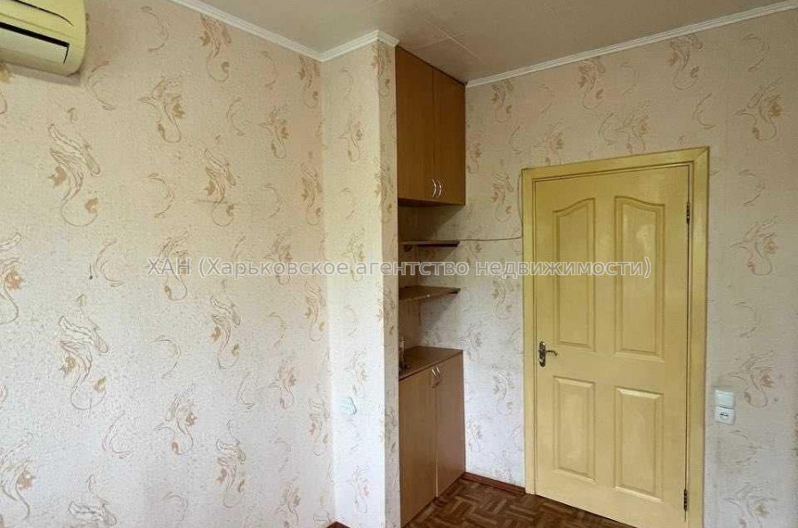 Продам квартиру, Шекспира ул. , 1 кім., 17 м², косметический ремонт 