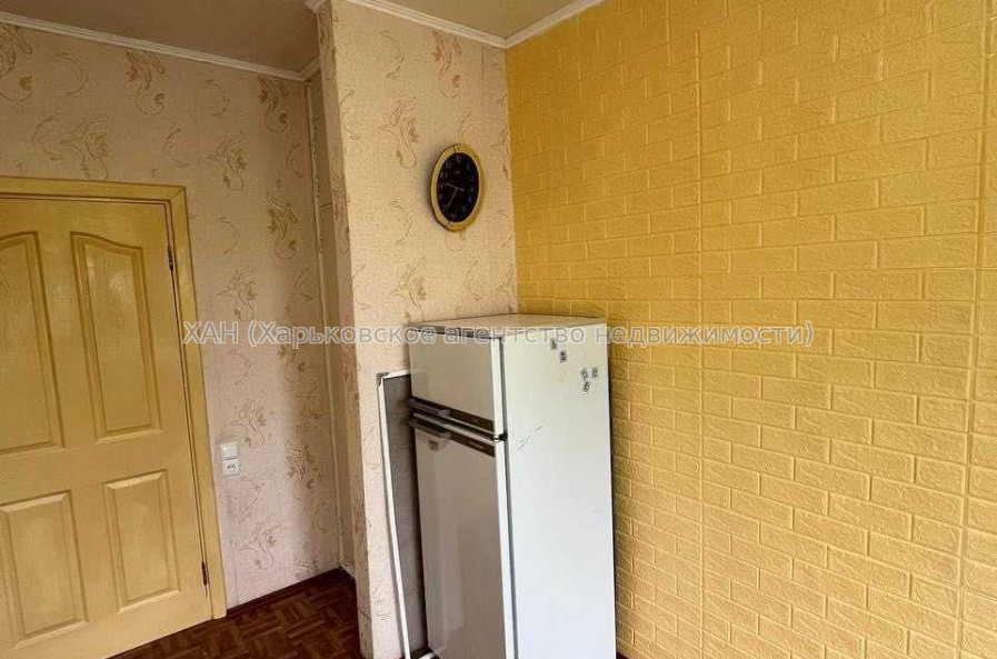 Продам квартиру, Шекспира ул. , 1 кім., 17 м², косметический ремонт 
