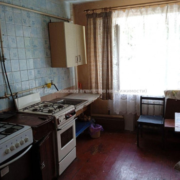 Продам квартиру, 1 кім., 85 м², советский ремонт 