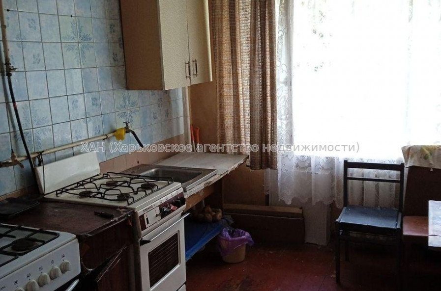Продам квартиру, 1 кім., 85 м², советский ремонт 