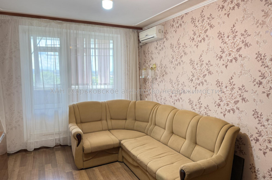Сдам квартиру, Сергея Тимошенко ул. , 1  ком., 33 м², капитальный ремонт 