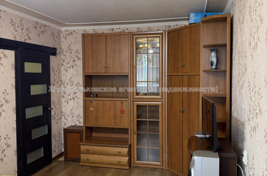 Сдам квартиру, Сергея Тимошенко ул. , 1  ком., 33 м², капитальный ремонт 