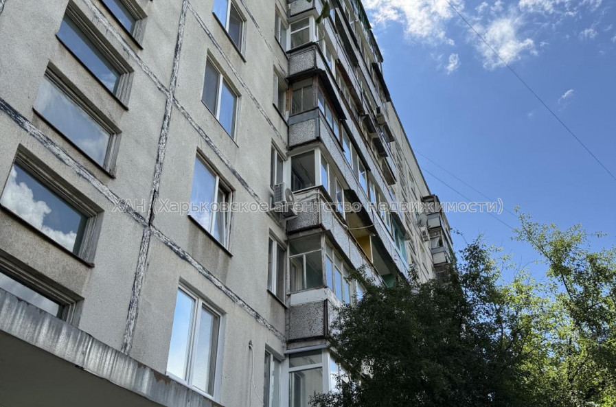 Сдам квартиру, Сергея Тимошенко ул. , 1  ком., 33 м², капитальный ремонт 