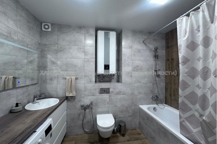 Продам квартиру, Героев Харькова просп. , 2  ком., 64 м², евроремонт 