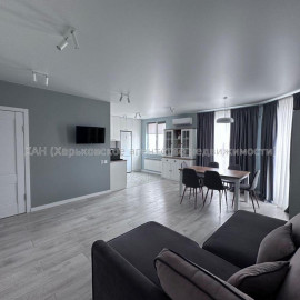 Продам квартиру, Героев Харькова просп. , 2  ком., 64 м², евроремонт