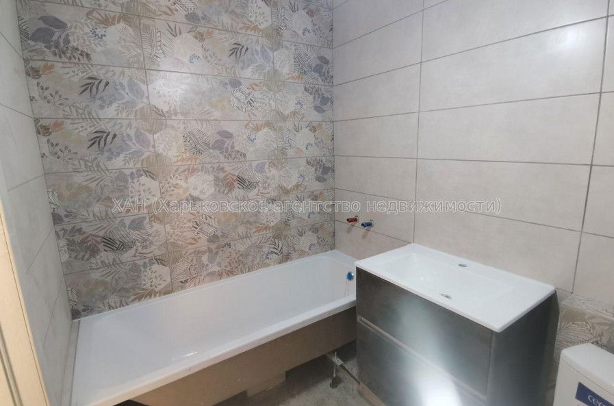 Продам квартиру, Мира ул. , 1  ком., 37 м², капитальный ремонт 