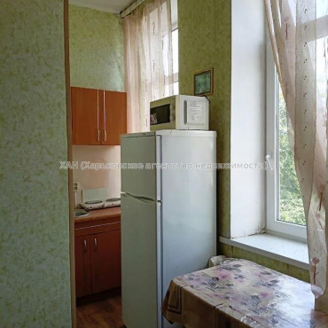 Продам квартиру, Павловская ул. , 1 кім., 16 м², косметический ремонт 